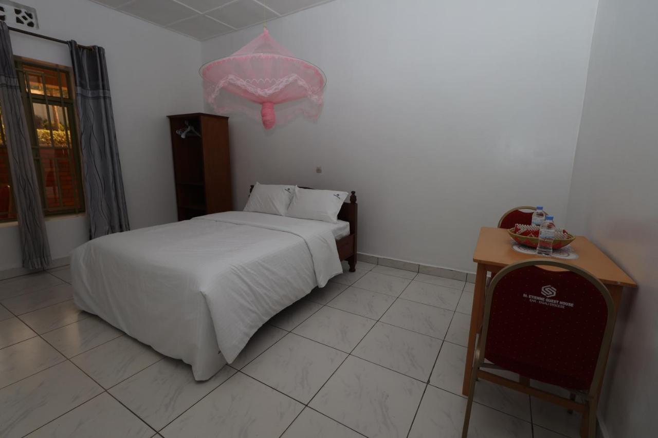 St Etienne Guest House Kigali Exterior photo